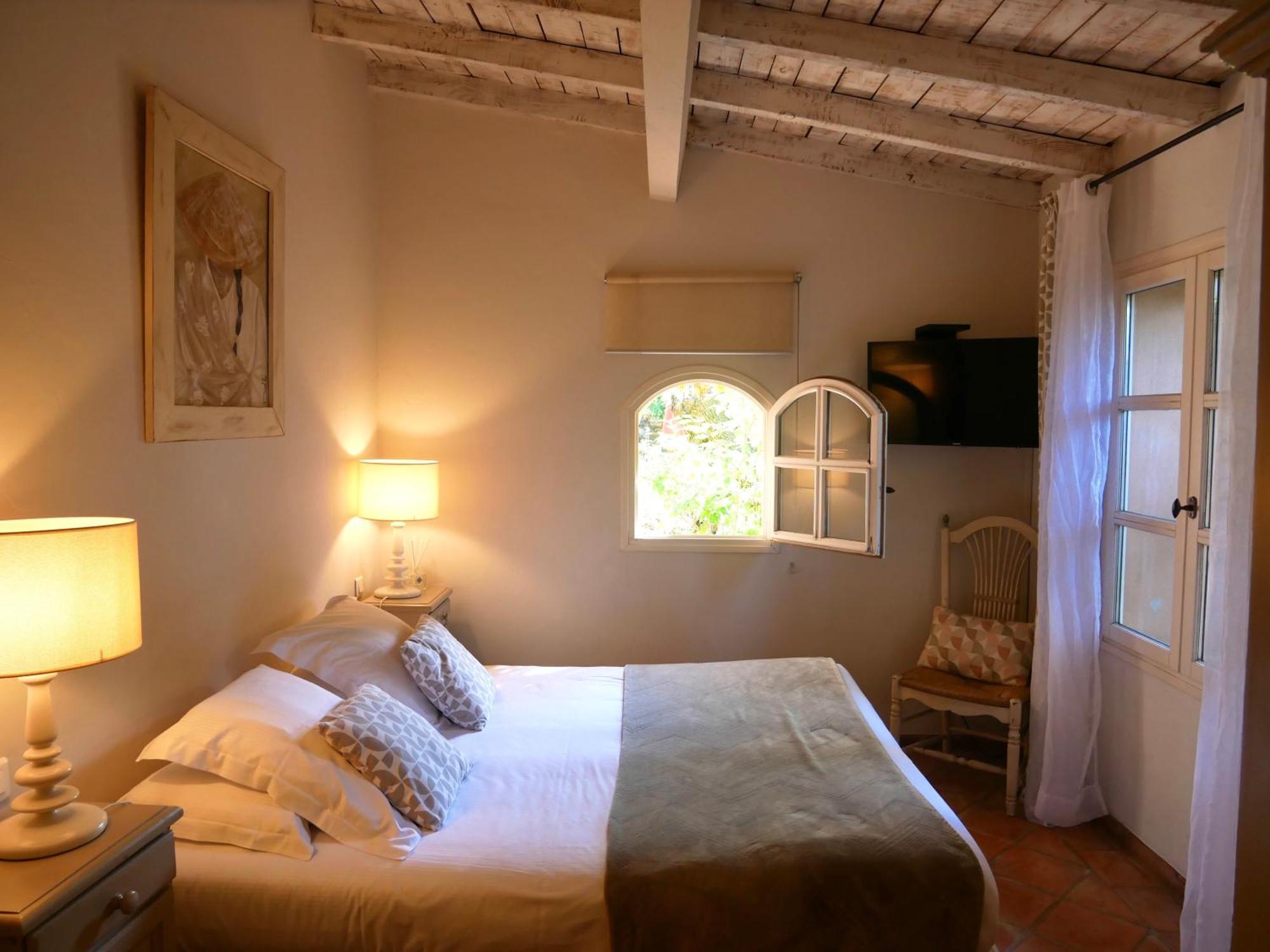 Domaine Les Mesanges Otel Gassin Dış mekan fotoğraf